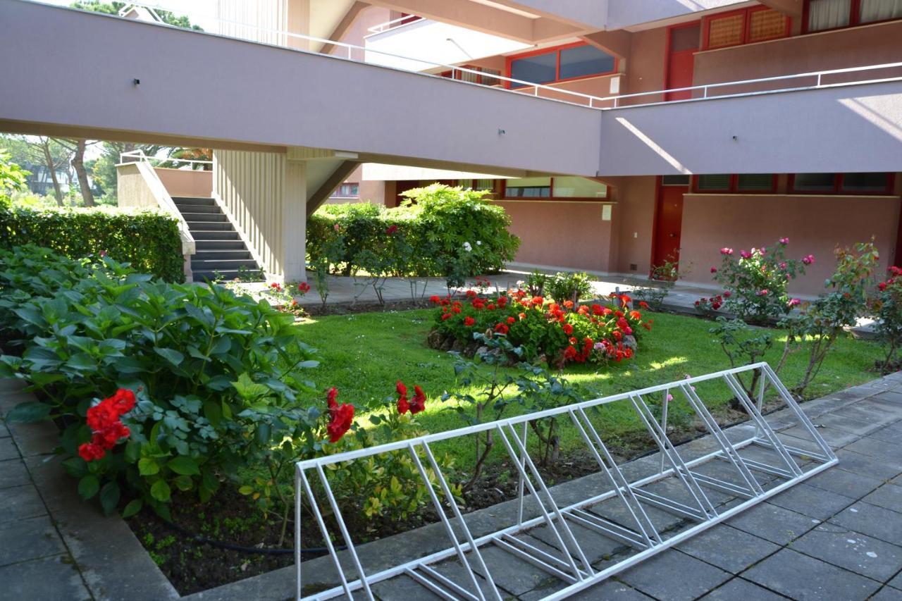 Apartments Via Dei Platani Marina Di Bibbona Extérieur photo