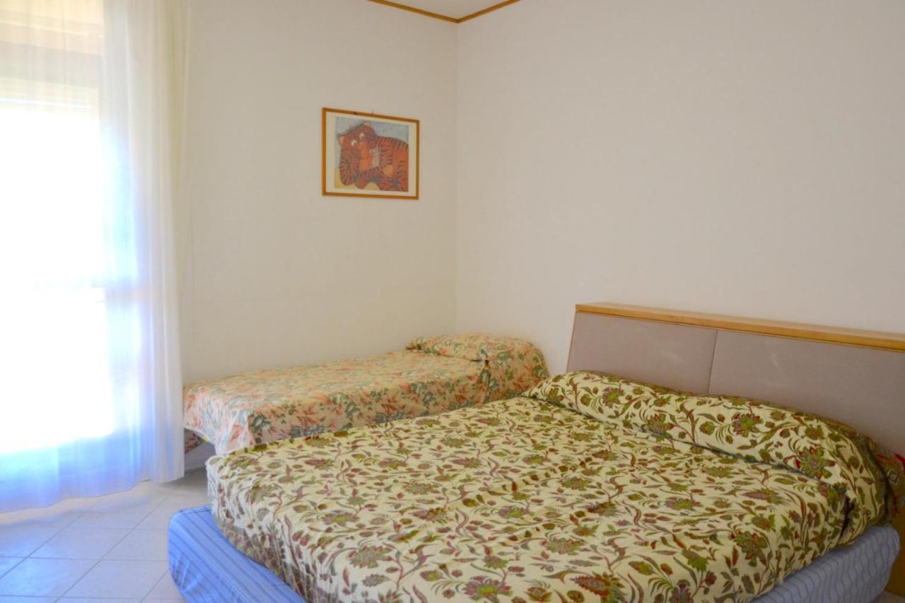 Apartments Via Dei Platani Marina Di Bibbona Extérieur photo