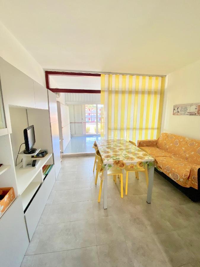 Apartments Via Dei Platani Marina Di Bibbona Extérieur photo