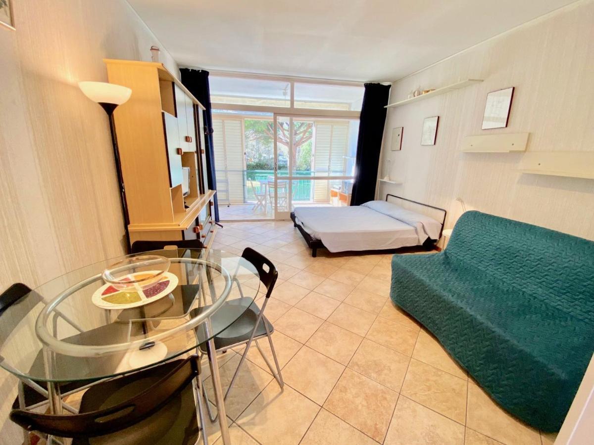 Apartments Via Dei Platani Marina Di Bibbona Extérieur photo